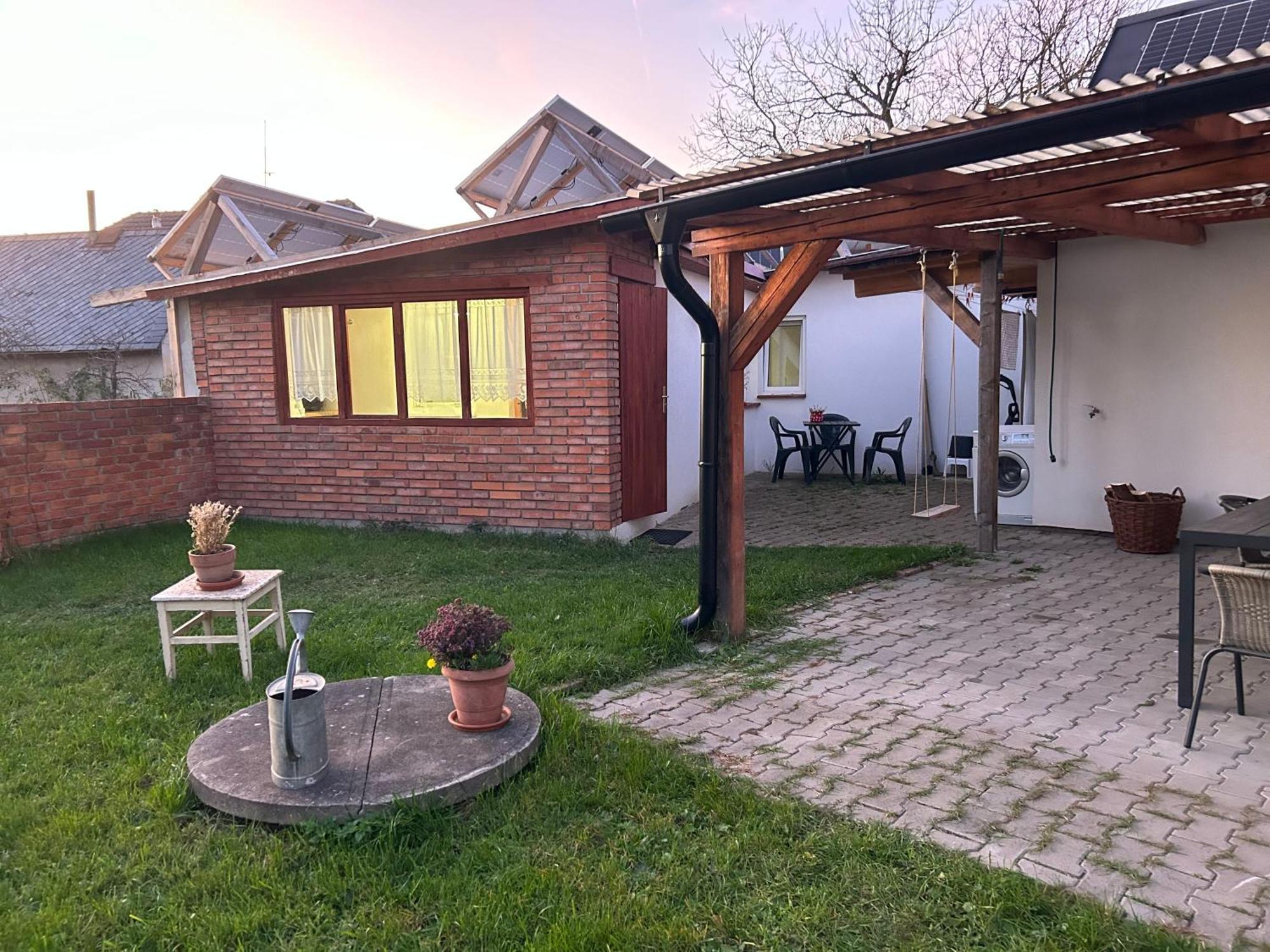 Guesthouse Trncin Mladá Boleslav Dış mekan fotoğraf